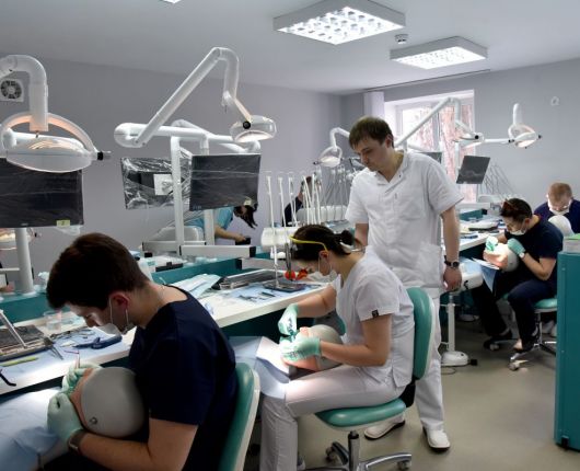 concurs mondial de restaurare estetică dentară